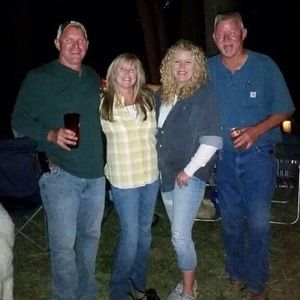 Meet your Posher, Joni